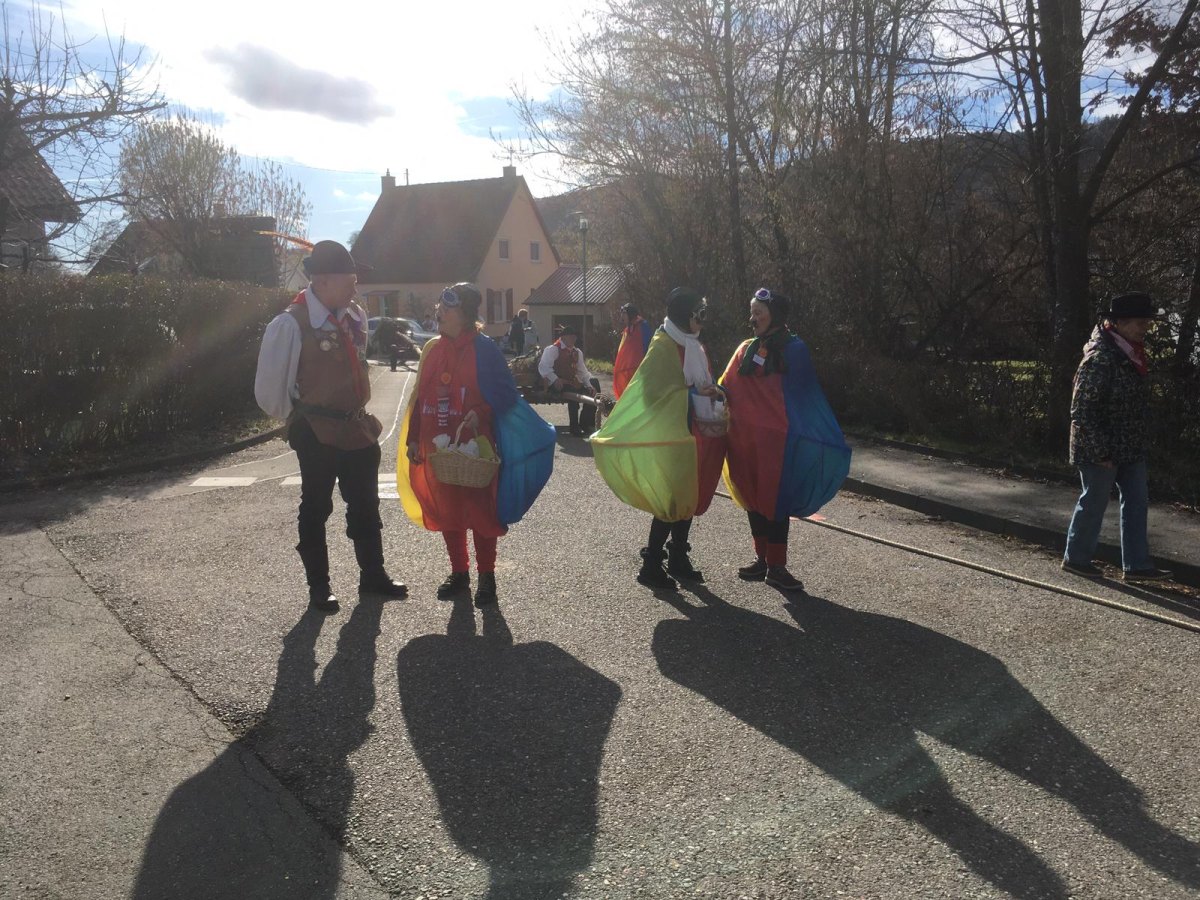 Narrenbaumumzug in Hindelwangen SektKehlchen.de